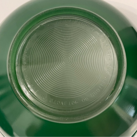 Set of 2 VTG Pyrex Glass Clear Bottom Nesting Mixing Bowls Green #323 and #325 - Picture 9 of 9